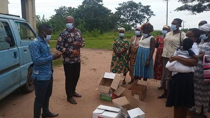 Upper Manya Krobo Assembly Distributes 500 Cockerels to Women Farmers Market