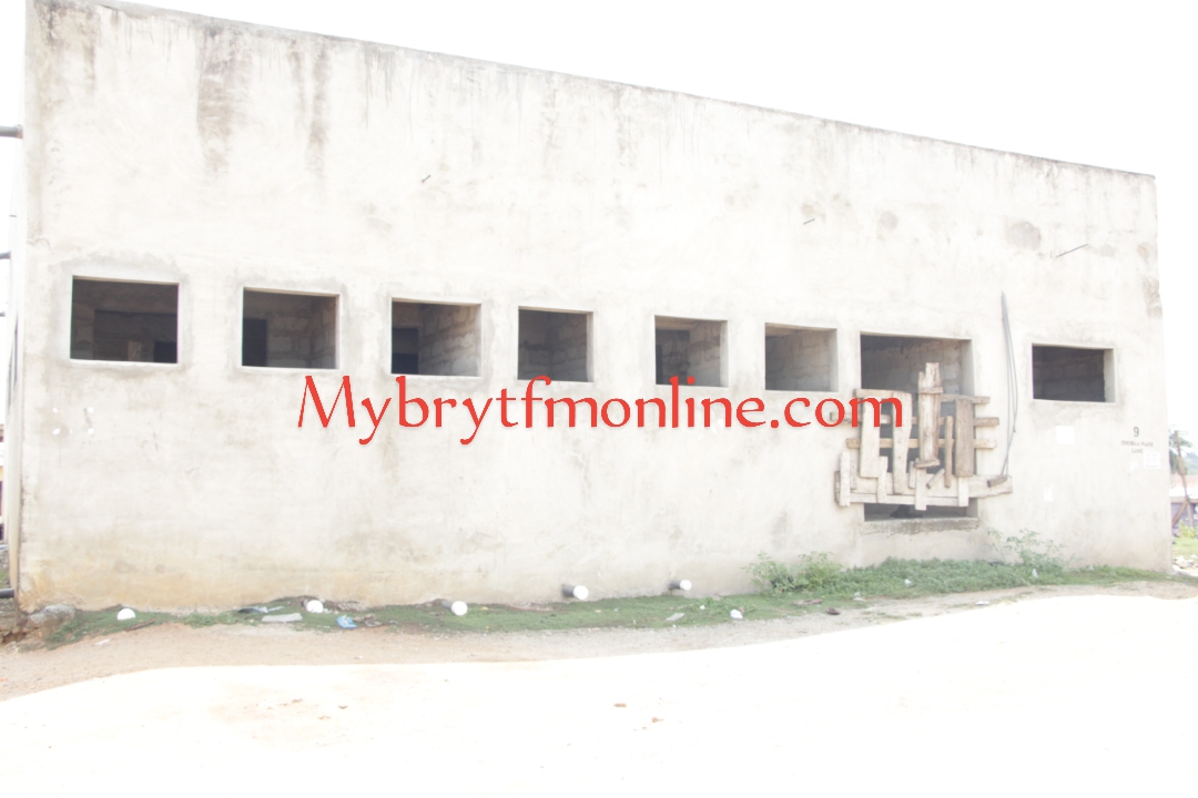 Wee Smokers Take over Abandoned Ghana First Toilet Facilities in Koforidua