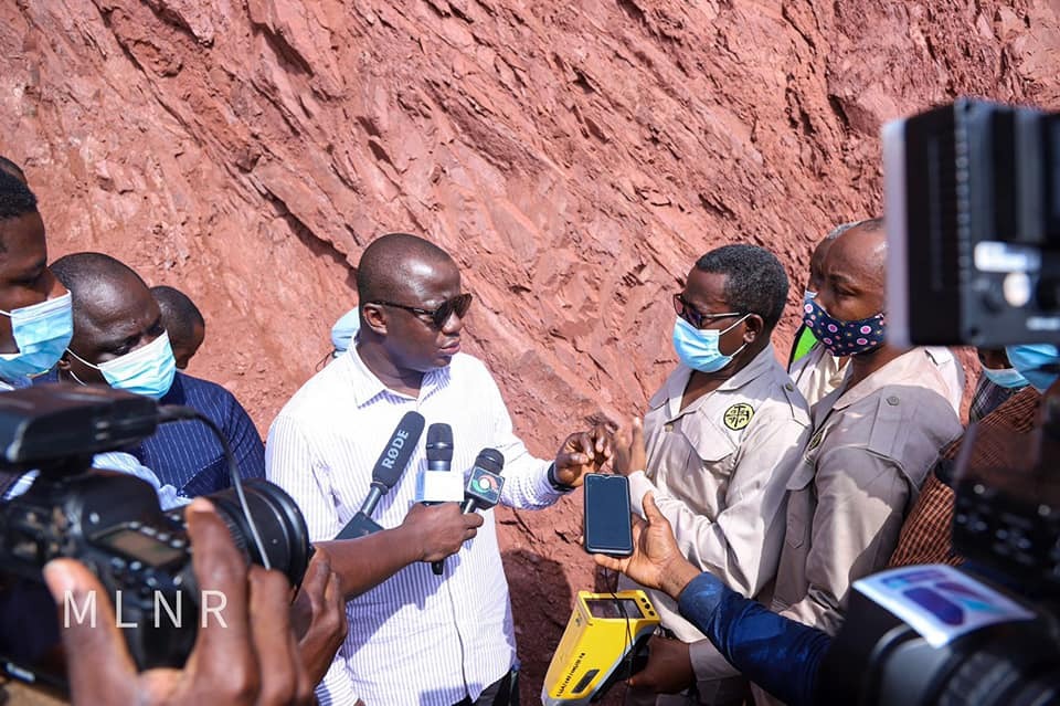 Oti Region: Large Deposits of Iron Ore Discovered at Akokrowa