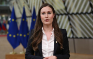 Finland's Prime Minister Apologizes For Not Isolating After Nightclub Photo Surfaces