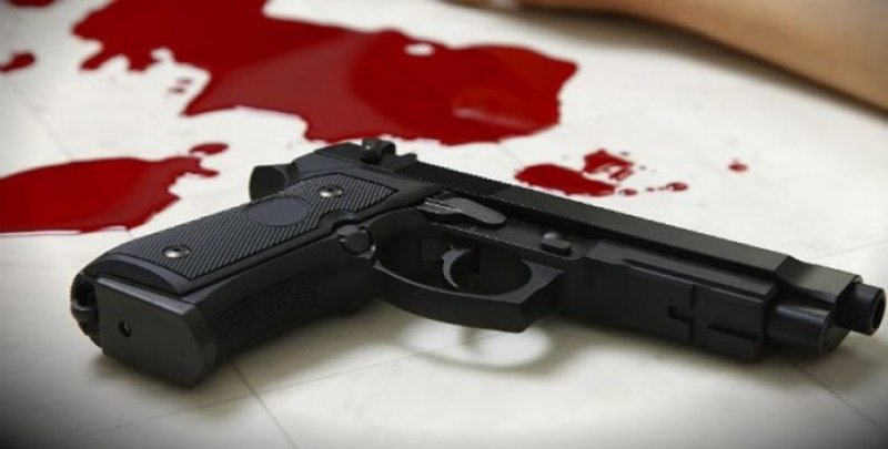 Policeman Kills Six Including Wife