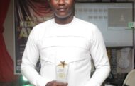 Hamza Mohammed Wins Western North Best Male Newscaster Award
