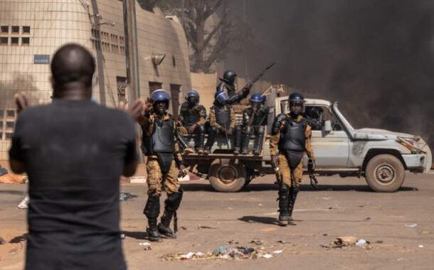 Burkina Faso President Dissolves Government