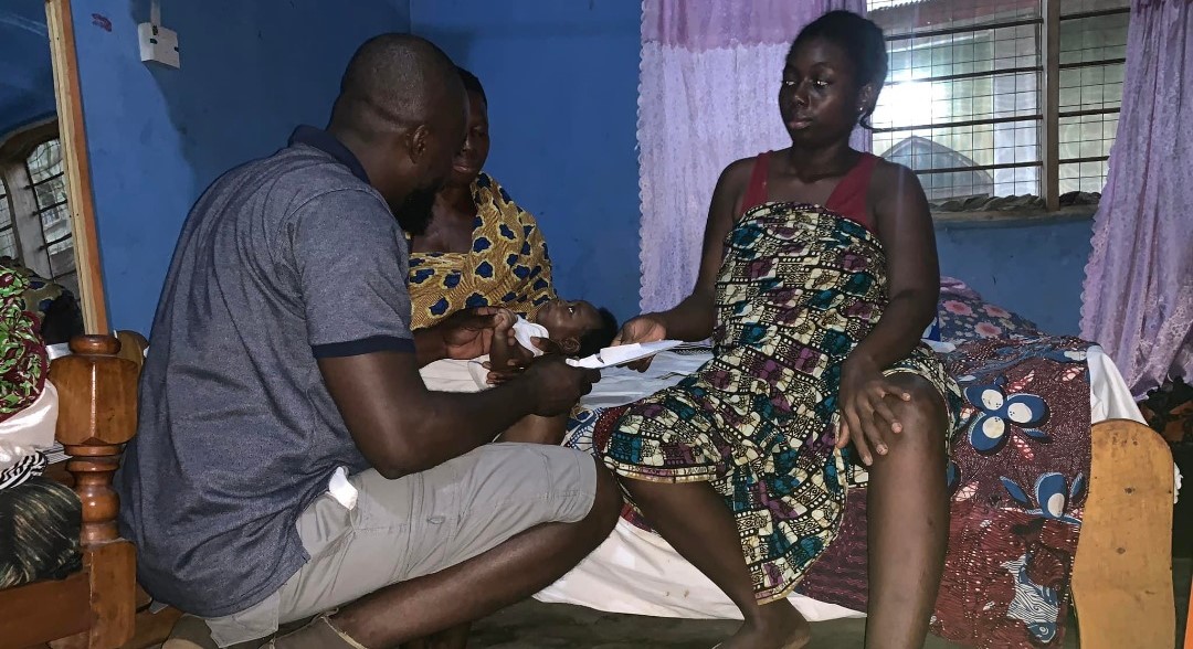 Akyem Tafo: Nursing Mother Abandoned by Husband at Hospital Gets Help after Bryt FM Report