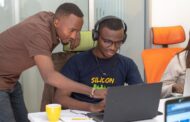 Young Entrepreneurs to Be Assisted to Create New Businesses in 2022 - President