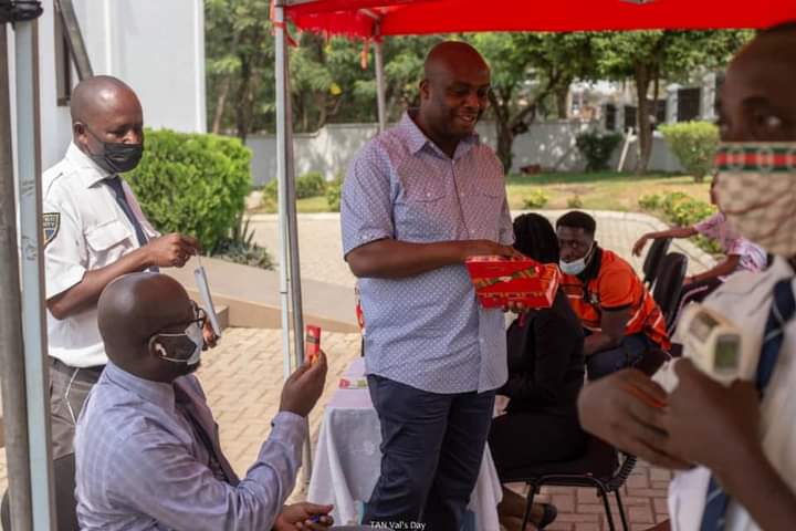 Asuogyaman MP Shares Chocolate to Pupils to Mark Chocolate Day