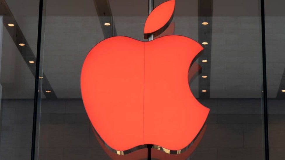 Apple to Halt Sales and Limit Services in Russia