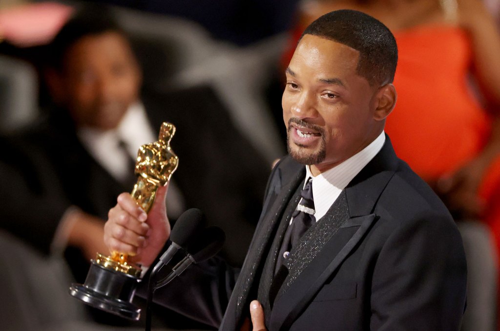 Will Smith Apologises to Chris Rock After Oscars Slap