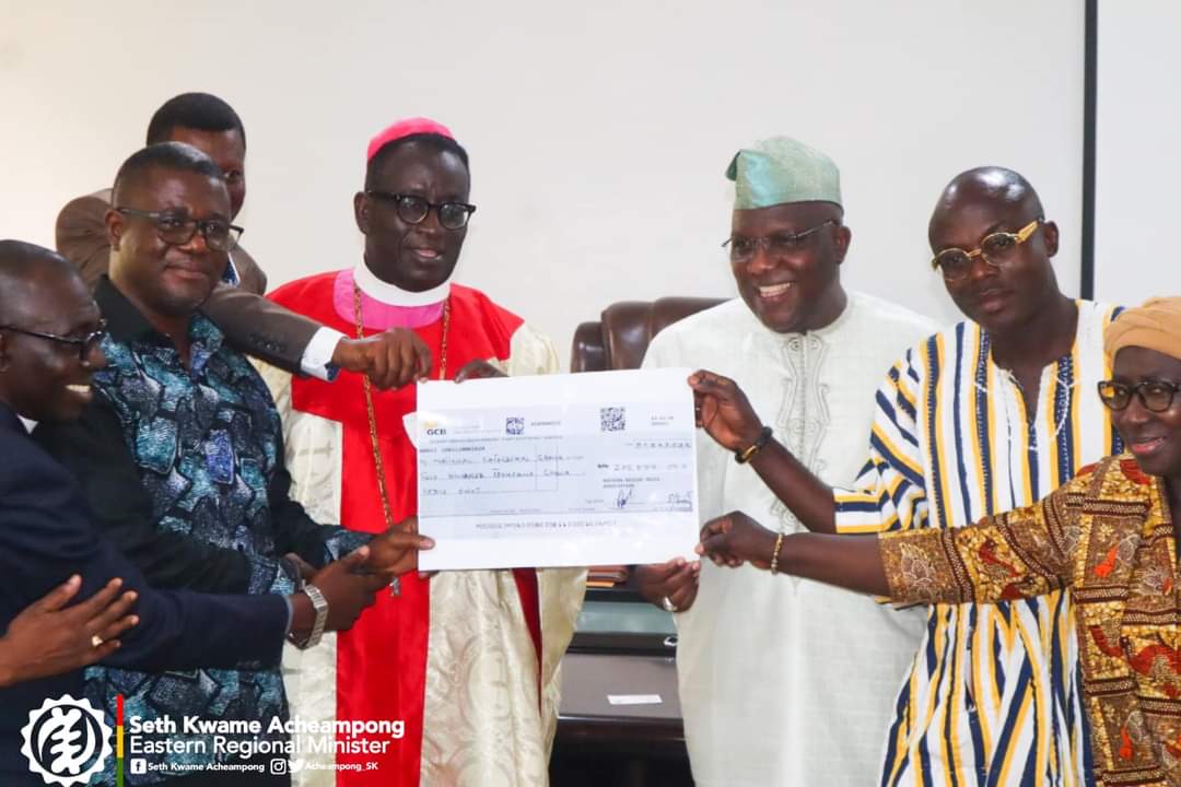 ERCC and MDCEs Donate Ghc200k to Support National Cathedral