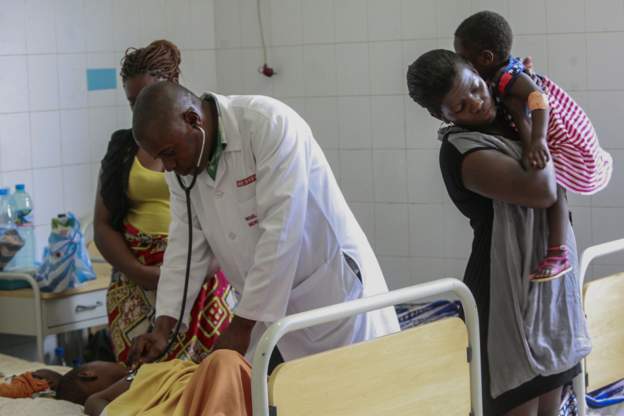 Angola Suspends Salaries of Striking Doctors