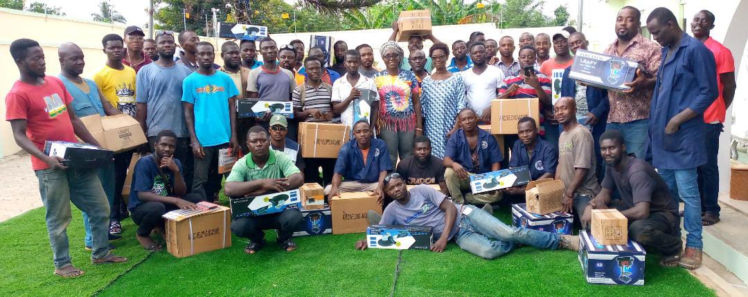 E/R: Deputy Minister Donates To Artisans In Abuakwa North Constituency