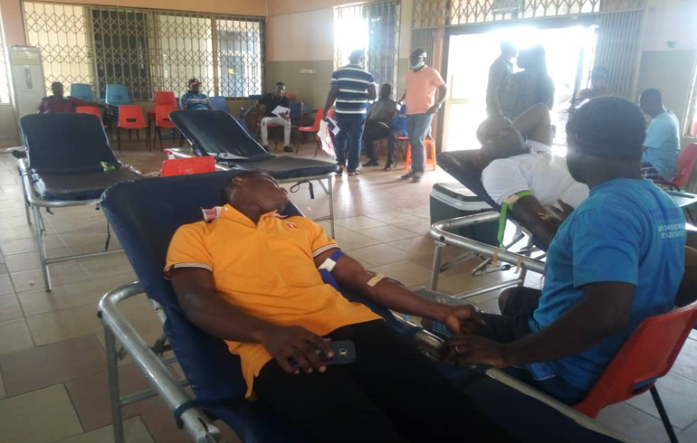 E/R: Presbyterian Church Of Ghana Donates Blood To Support Patients