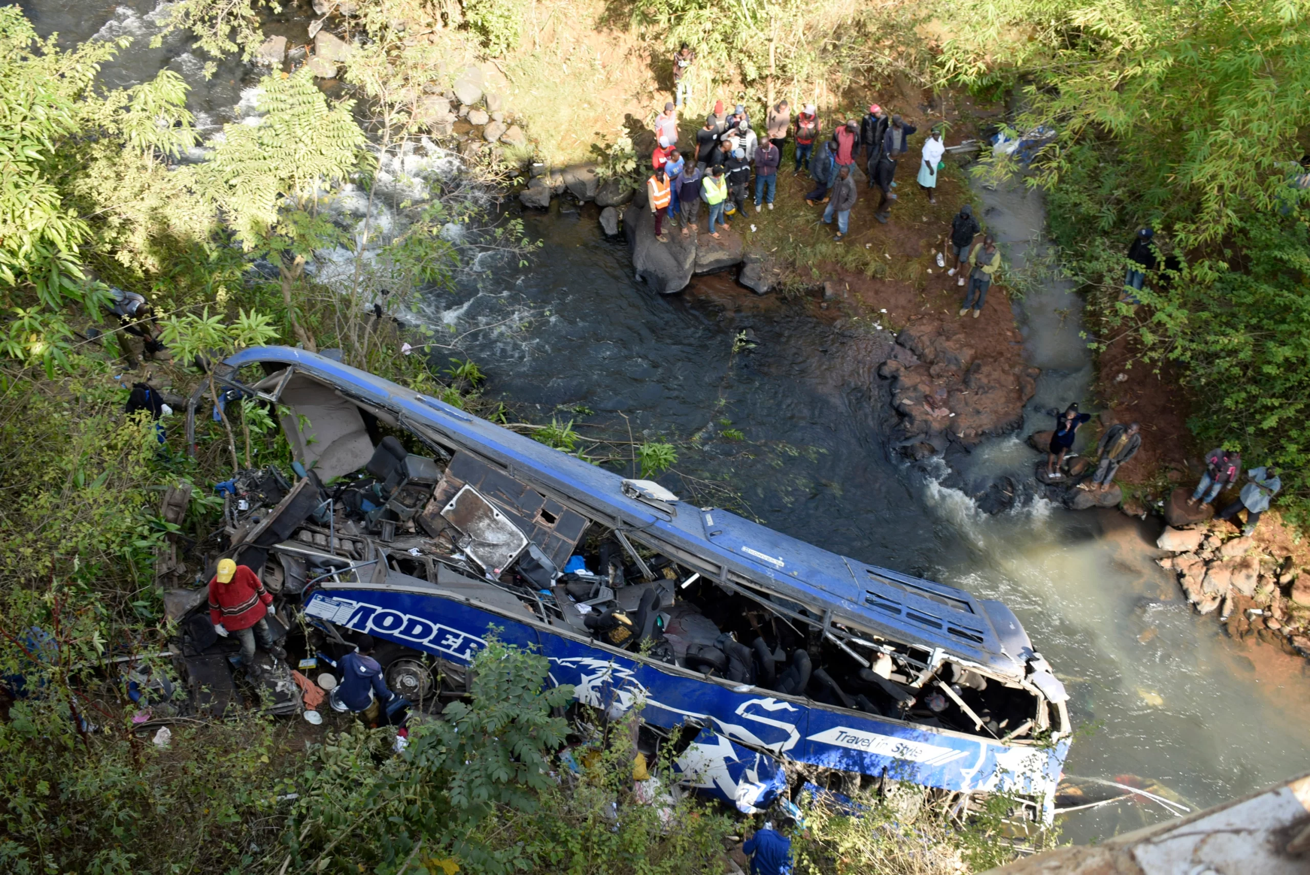 At Least 33 Die in Kenya as Bus Plunges into River