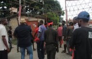 Angry Residents Storm Construction Site over Lack of U-Turn, Footbridge on Amanase to Apeatu Road