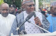 E/R: Minister Urges Muslims to Support Gov't Decision to Go to IMF