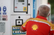 Shell Staff Get Profits Bonus as Energy Bills Soar