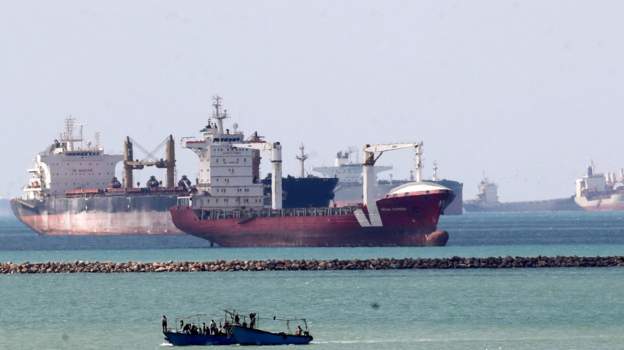 Tanker Briefly Blocks Egypt's Suez Canal