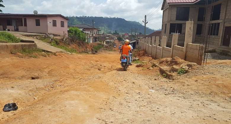 E/R: Our Abandoned Town Roads Is A Threat To Our Lives - Begoro Residents