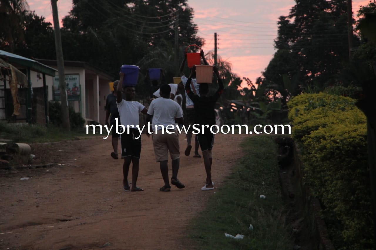 Koforidua SECTECH Struck By Water Crises, Students Roam in Town for Water