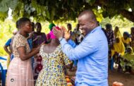 Lands Minister Engages Constituents, Award Hard Working Teachers