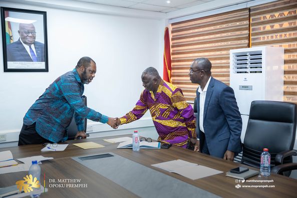 Ghana's Energy Ministry To Collaborate With MiDA To Deal With Domestic Power Challenges