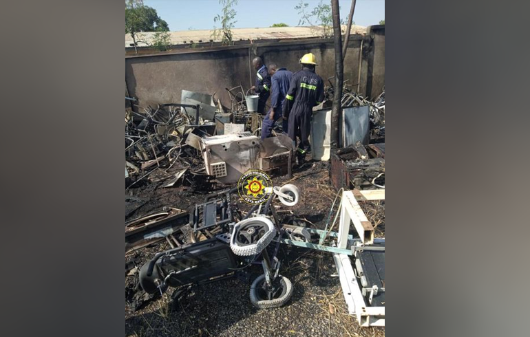 U/W: Bushfire Destroys Wa Hospital Equipment