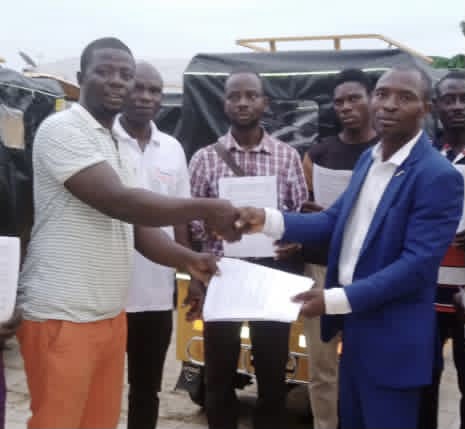 Koforidua: Assembly Member Presents 20 Tricycles For Transportation As Fares Go High