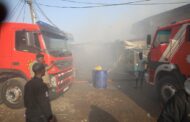 Breaking News: Fire Outbreak At Koforidua Central Market Contained By Firefighters
