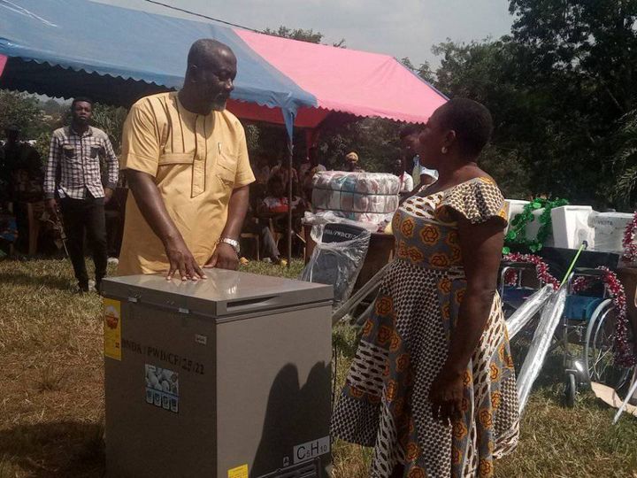 E/R:PWDs In Birim North District Get Financial and Material Support from Assembly