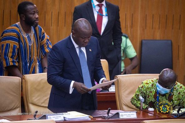 Parliament: Lands Minister Makes Official Statement On Recent Earth Tremor In Accra