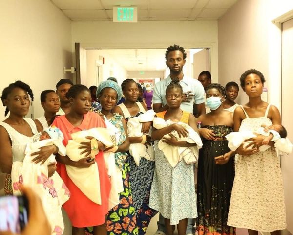 Black Sherif Pays Medical Bills Of Stranded Nursing Mothers