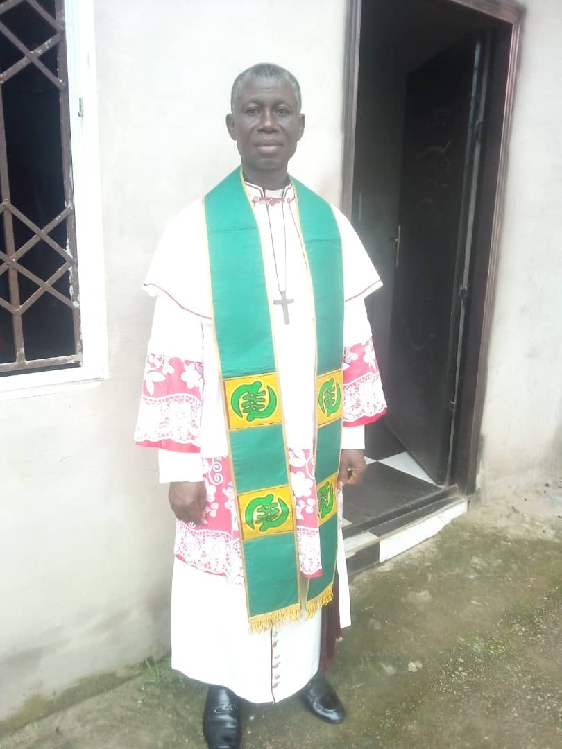 Stop Wasting Money On Funeral Clothes And Invest In Your Children Education - Catholic Priest