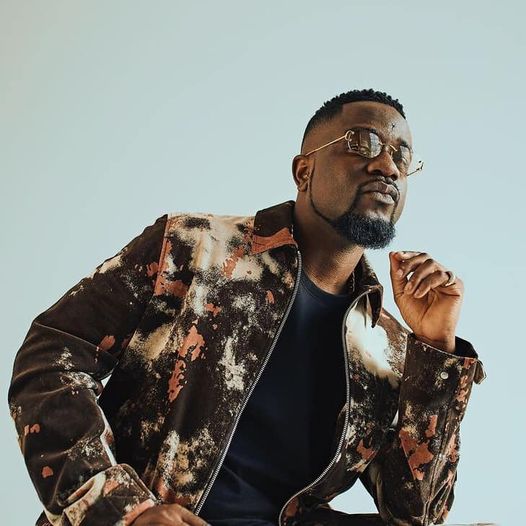 Why Did Sarkodie Rap In English On ‘Stir It Up’? - Kwame Dadzie Writes