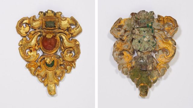 Cambodia: Stolen Angkorian Crown Jewellery Resurfaces In London