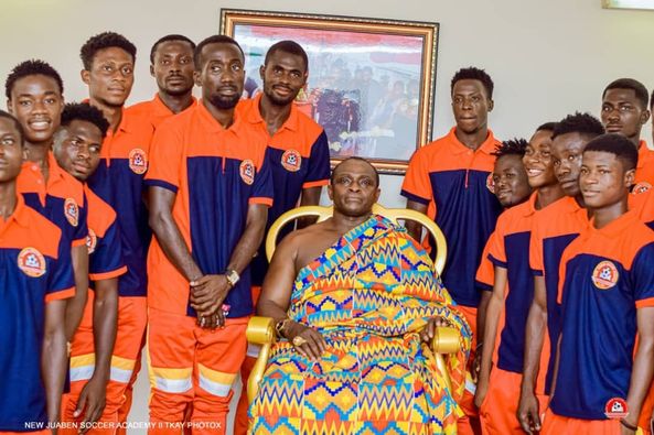 E/R: New Juaben Soccer Academy Get Endorsement From Paramount Chief