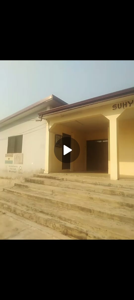 E/R: Confusion At Suhyen As Ankobeahene Locks Community Center