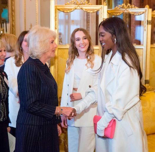 IWD2023: Tiwa Savage Receives Royal Welcome At Buckingham Palace