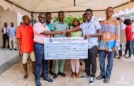 A/R: MP Presents Cheques To Students, Petty Traders In Bantama