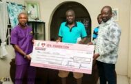 GFA Foundation Visits Former Coach Sellas Tetteh; Dashes Him Ghc50K