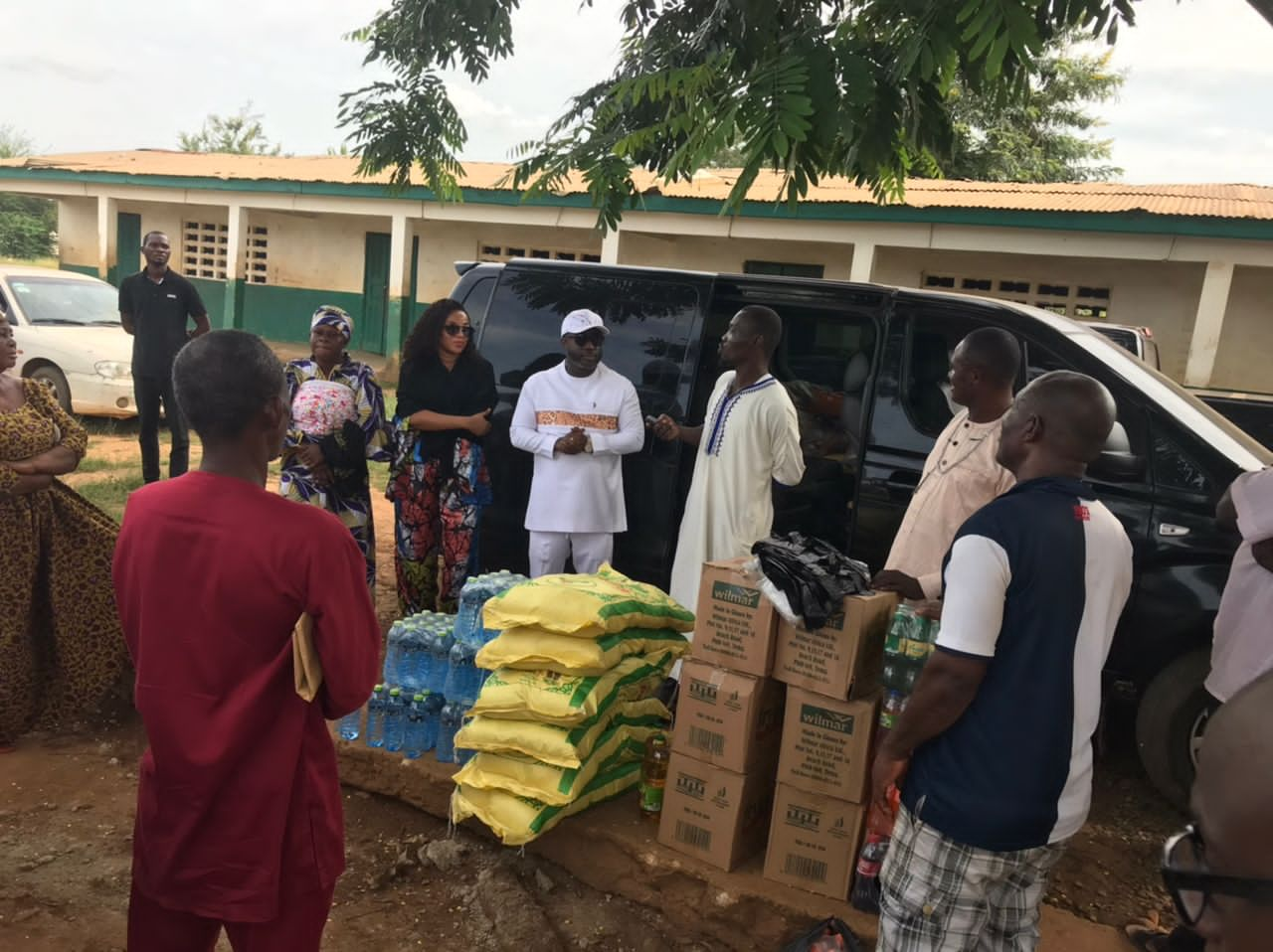 E/R: Abuakwa North NDC Parliamentary Aspirant Donates To Muslims; Foot Hospital Bills Of Patients