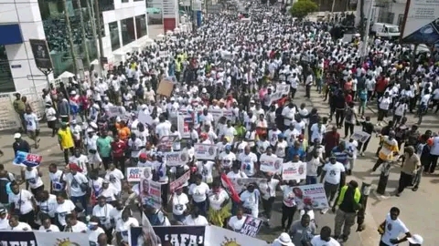 ‘Aduru Wo So’: Thousands Walk With Alan In Accra