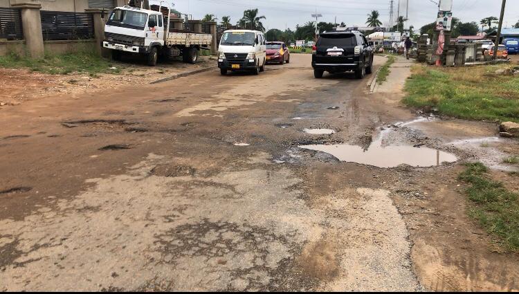 E/R: New Juaben North NDC PC Inspects State Of Roads; Calls For Change In Pattern Of Voting