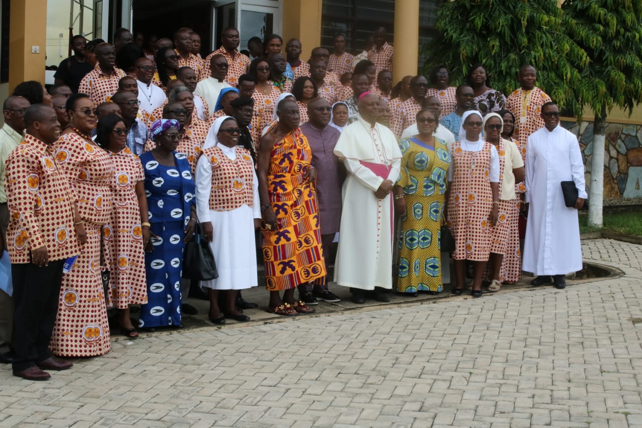 Koforidua Catholic Bishop Criticizes Govt Over Food Shortages And Fraud In Food Supply In SHS As Headmasters Call For Review Of Free SHS