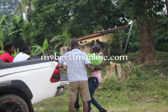 E/R: Police Invade Ofoase Ayirebi To Arrest Men In Connection With Alarming Teenage Pregnancies