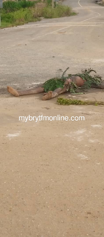 E/R: Suspected Thief Lynched To Death At Suhum