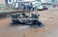 Koforidua: Suspected Cable Thief Lynched, Two Escaped With Tricycle Set On Fire