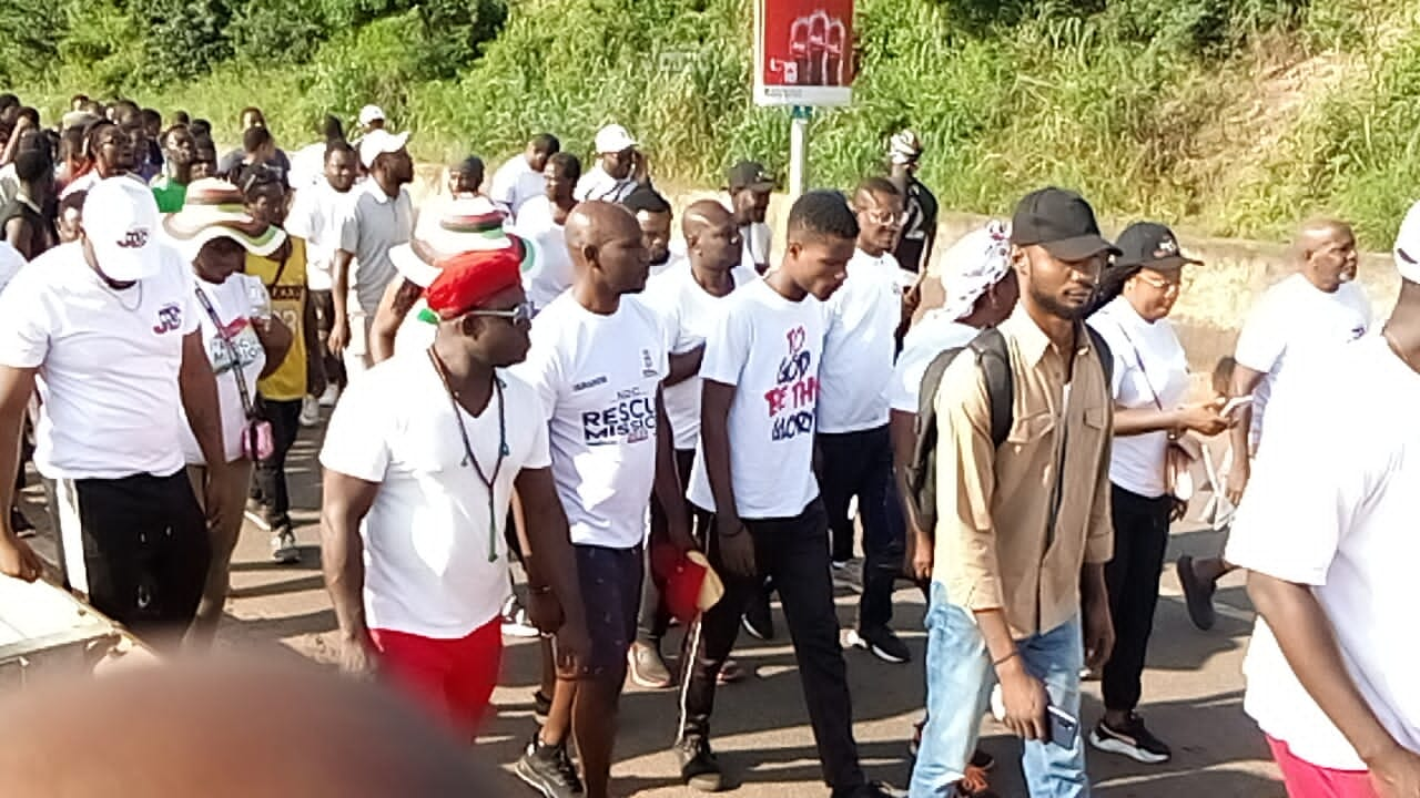 E/R: Friends Of Julius Debrah Walk For His Appointment As Running Mate