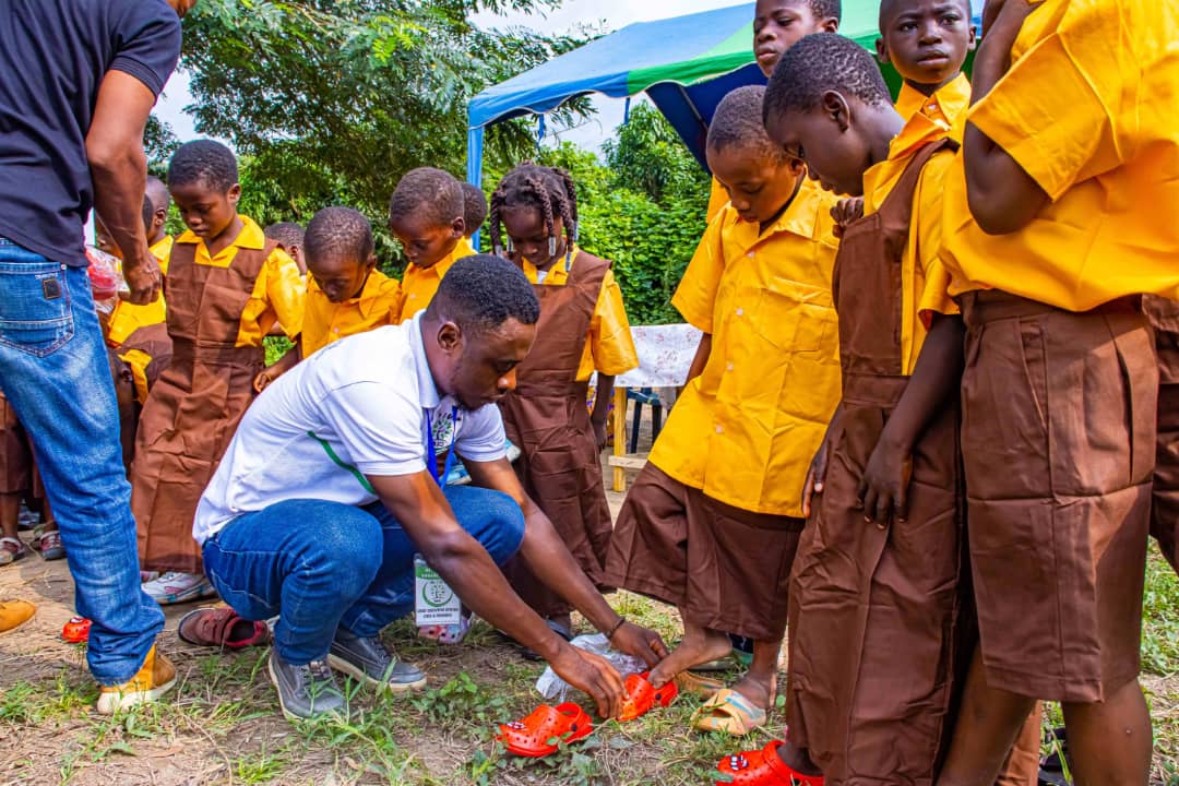 E/R: Shortage Of Educational Materials Hindering School Attendance In Rural Ghana - NGO