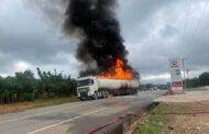 E/R: Fire Guts Fuel Tanker At Ready Oil Filling Station At Akyem Akrofufu