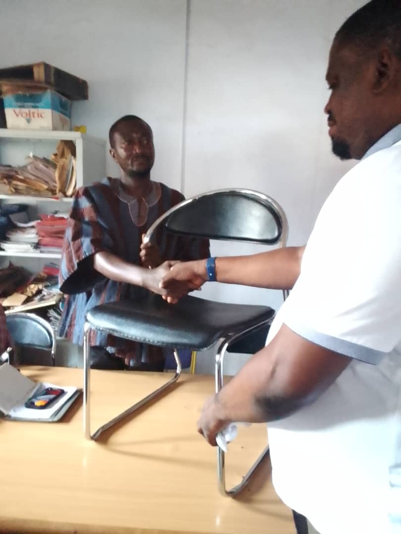 A/R: NPP Parliamentary Aspirant Donates Chairs To Party Office